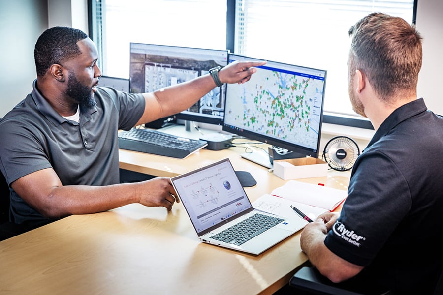 Ryder national rental employees going through their digital tools Ryder national rental employees going through their digital tools