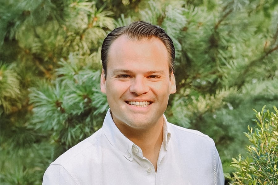 Seth deVlugt Seth deVlugt