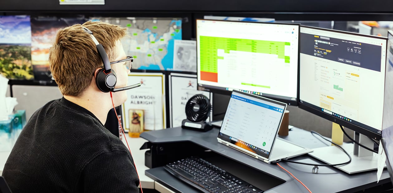 A Ryder transportation management specialist managing a customers freight network A Ryder transportation management specialist managing a customers freight network