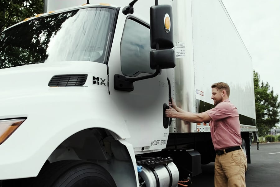 Video showcasing Ryder straight trucks Video showcasing Ryder straight trucks